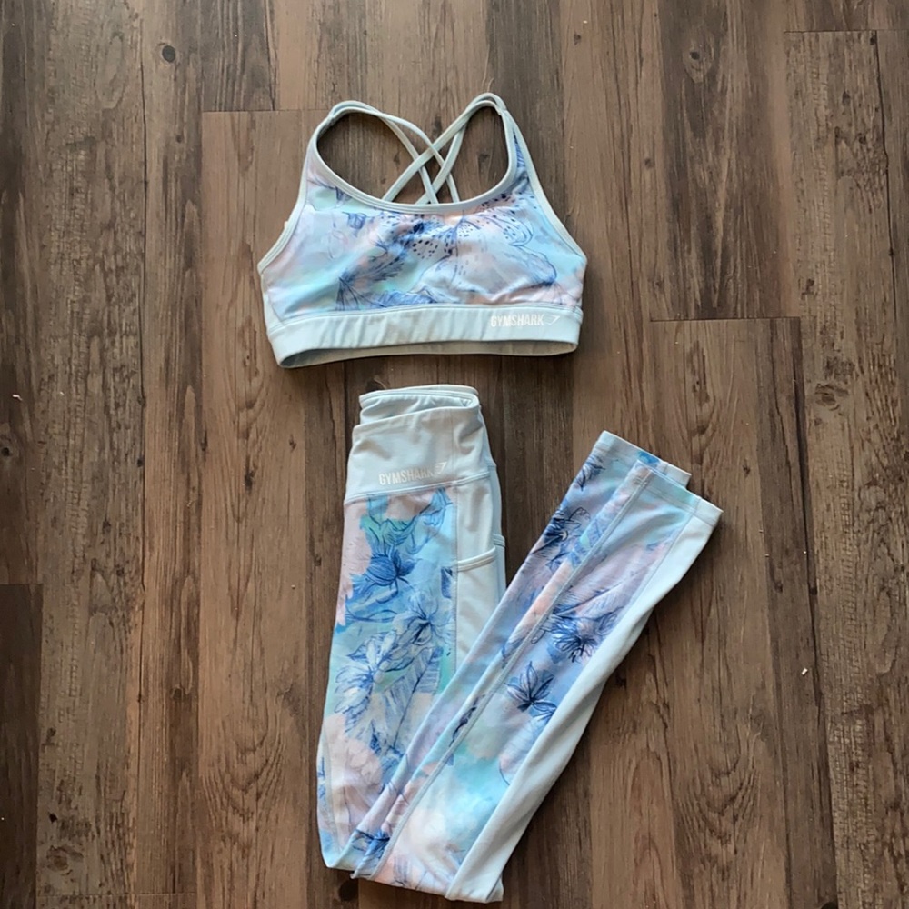 Pattern gymshark set